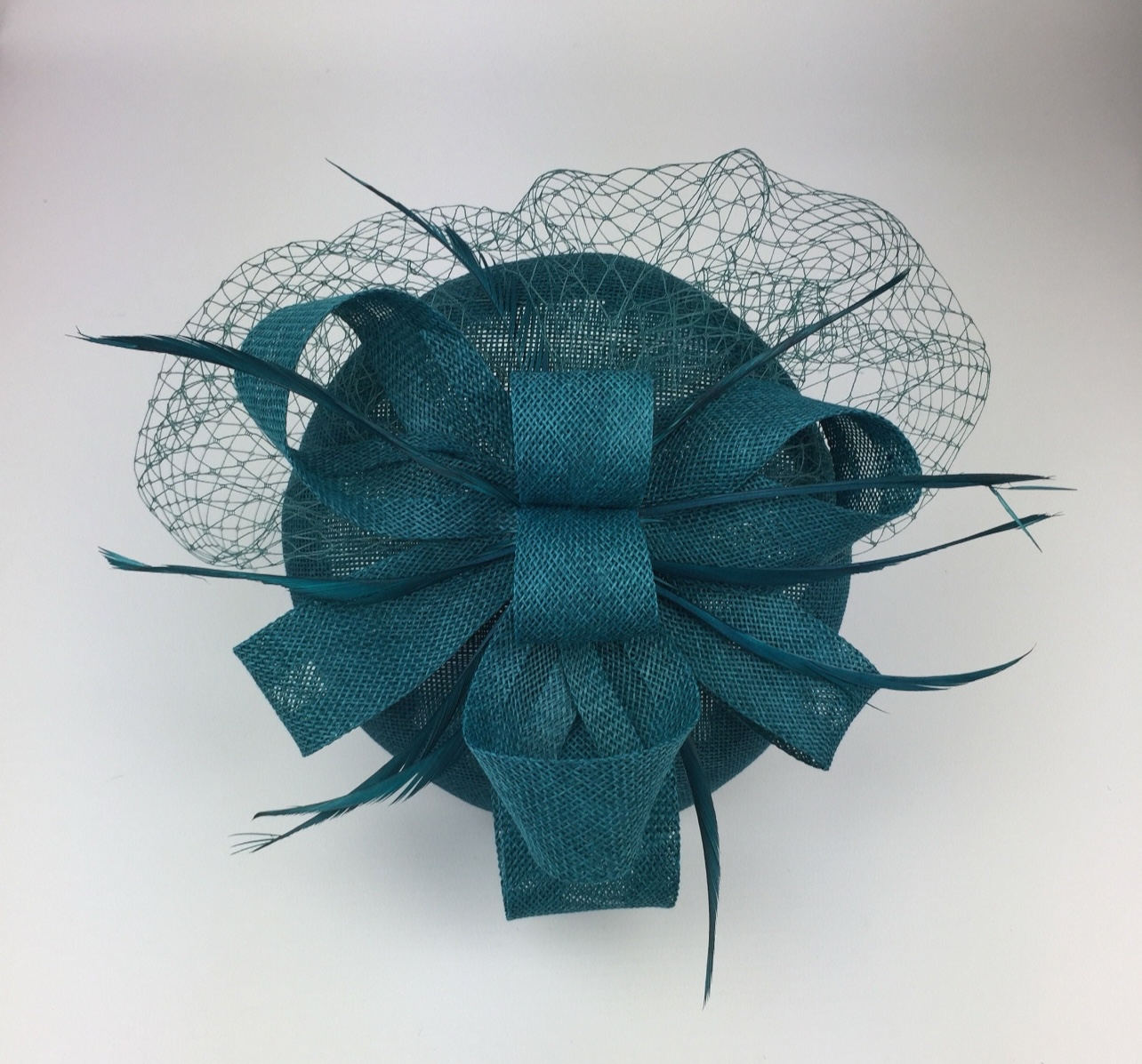 Teal Pillbox Fascinator with Veil & Biot Feathers - Image 5