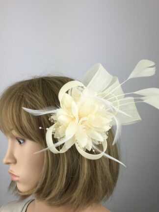 Ivory Cream Fascinator with Beaded Flower, Feathers & Crinoline