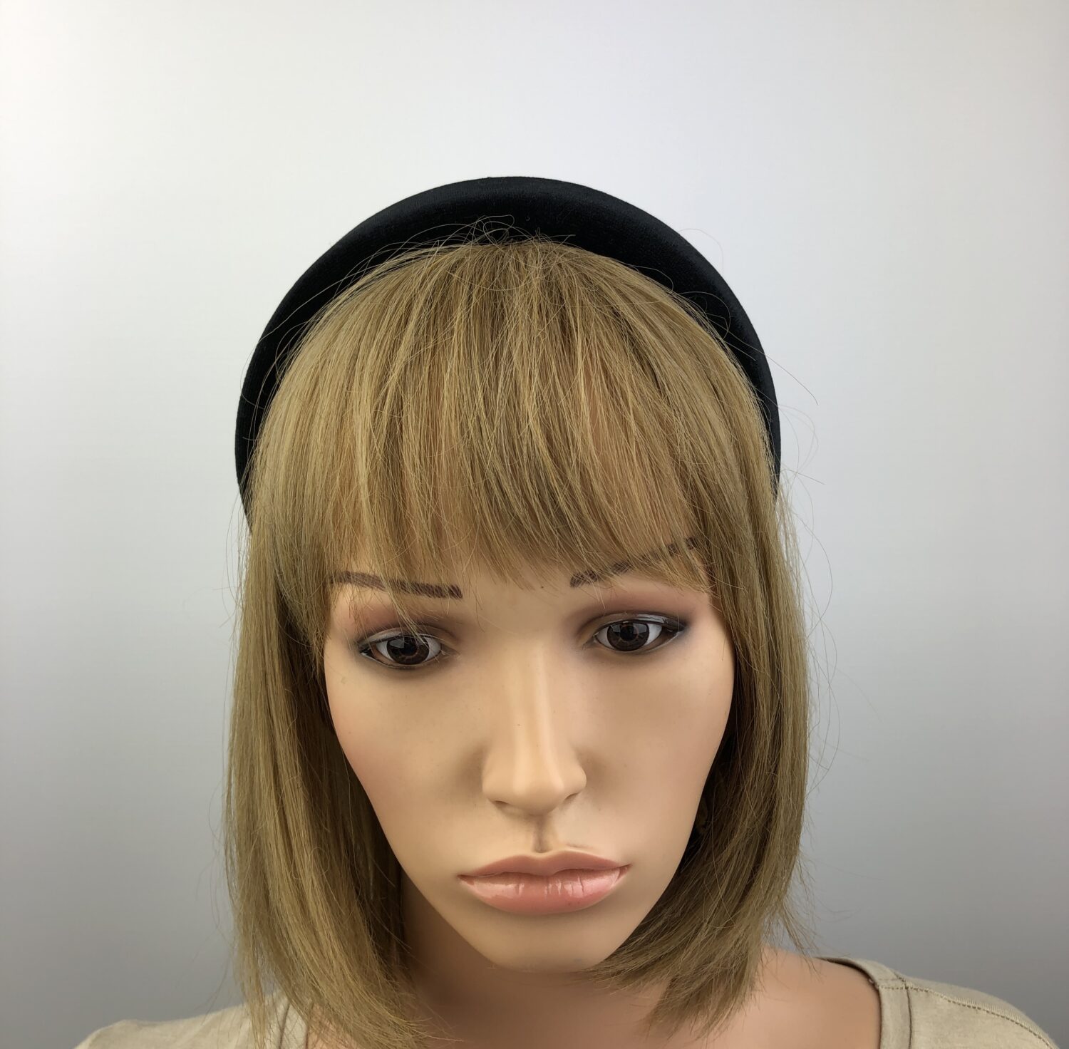 Black Velvet Padded Headband – Elegant Party Fascinator - Image 5