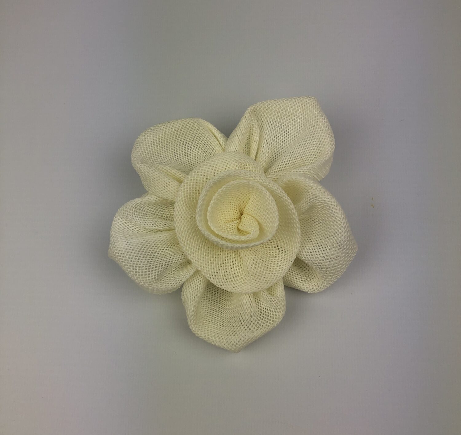 Ivory Cream Fascinator - Flower - Image 4