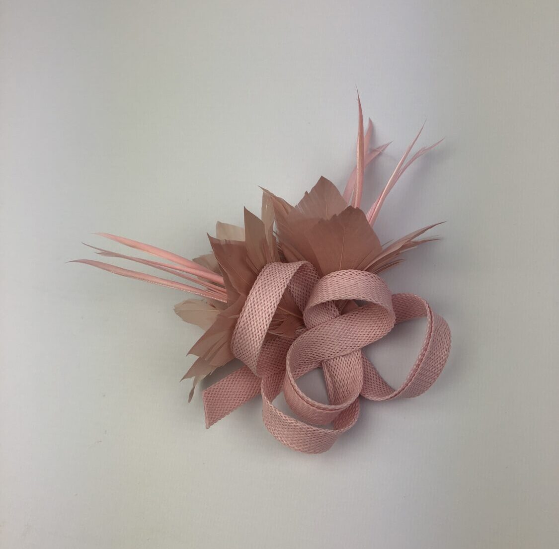 Light Pink Fascinator Pink Feather Flowers - Image 7